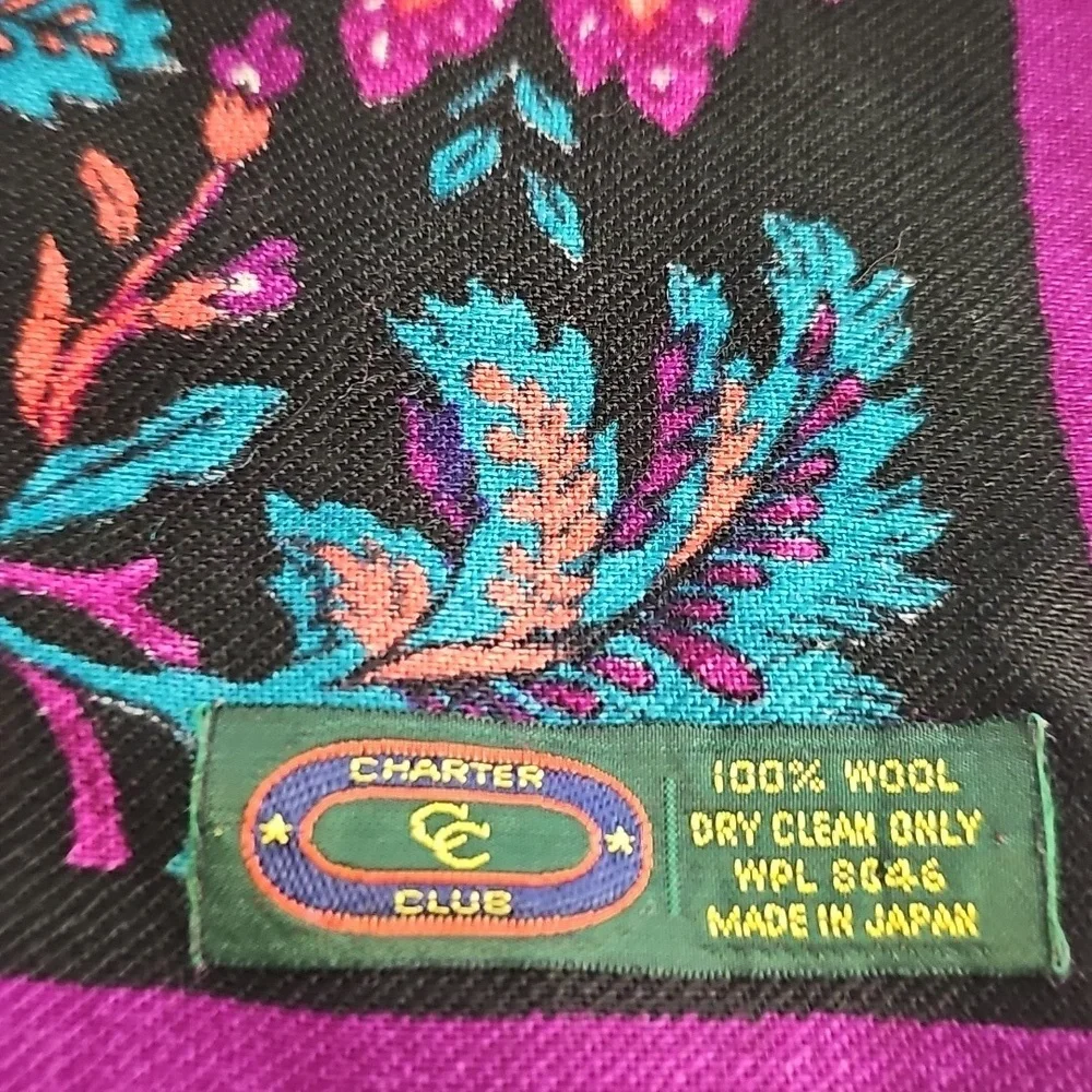 Charter Club Square Womens 100% Wool Scarf. Made In JAPAN.‎